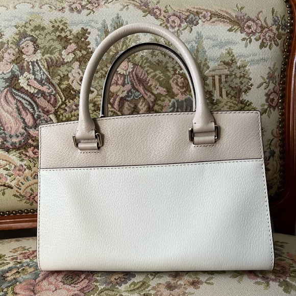 * sold Kate Spade Crossbody - Picture 4 of 4